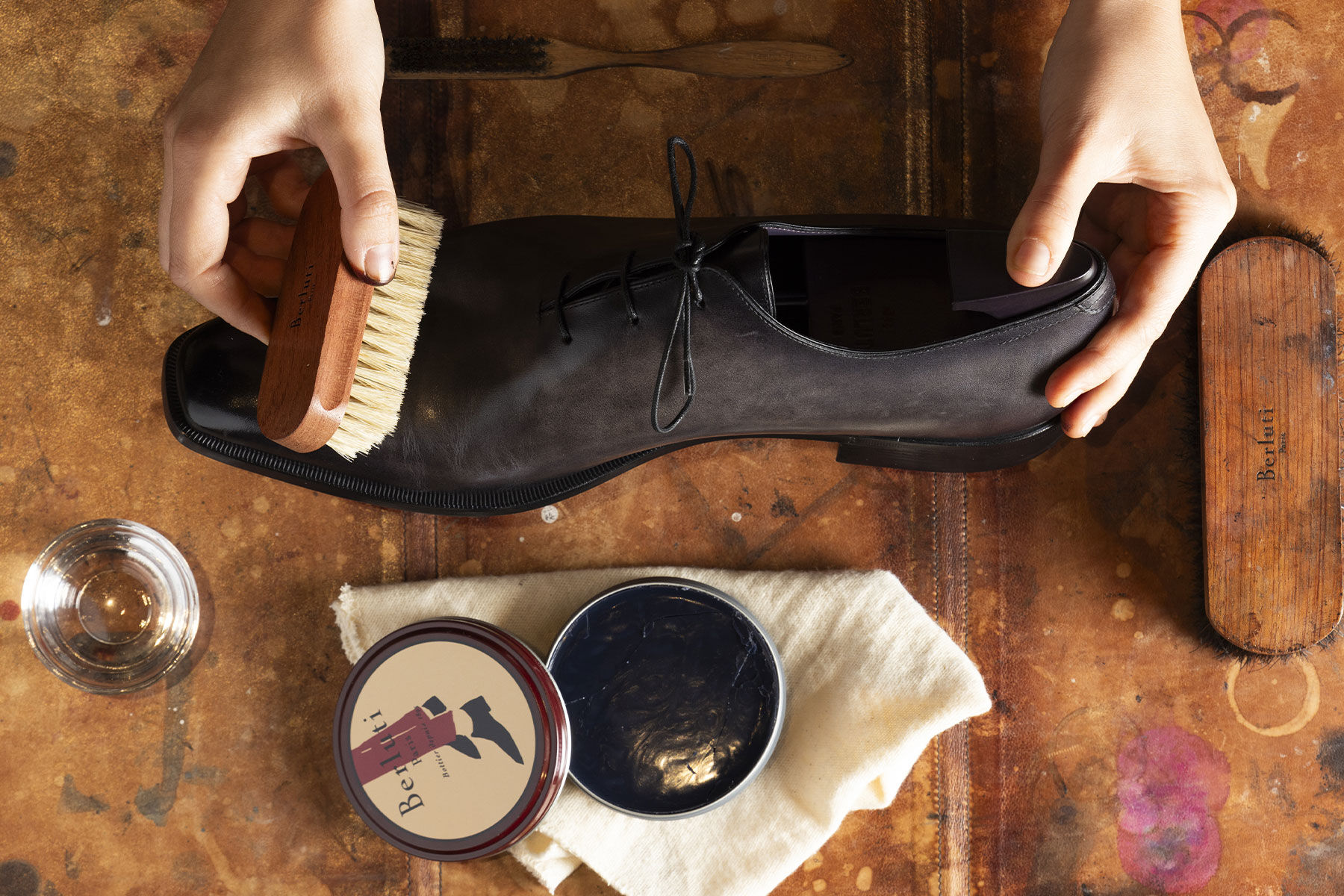 シューズのお手入れ | Berluti